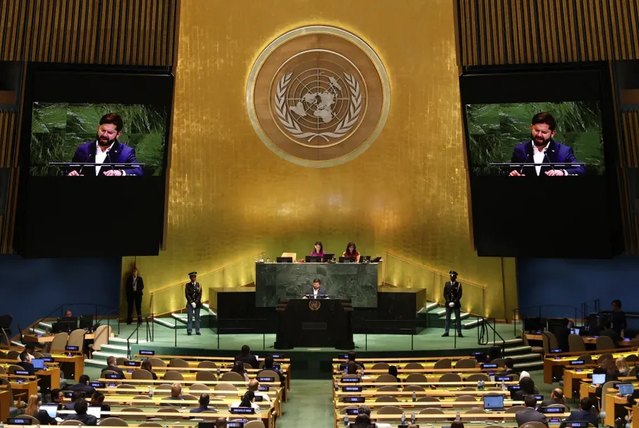 Boric solo en la ONU
